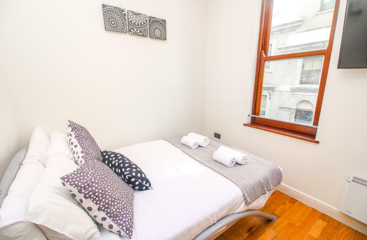 Studio Flat Near Liverpool St & Shoreditch London. ภายนอก รูปภาพ