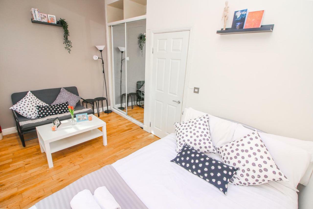 Studio Flat Near Liverpool St & Shoreditch London. ภายนอก รูปภาพ